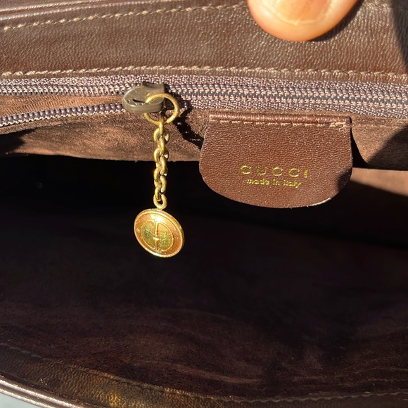 Auth. Vintage Gucci By Tom Ford Era Leather Shoulder Handbag ~ in Dark Brown - Picture 9 of 16